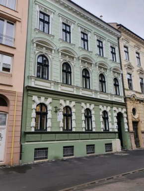 Aparthotel No 6
